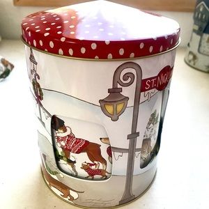 PARK AVENUE PUPPIES Christmas Musical Carousel Tin